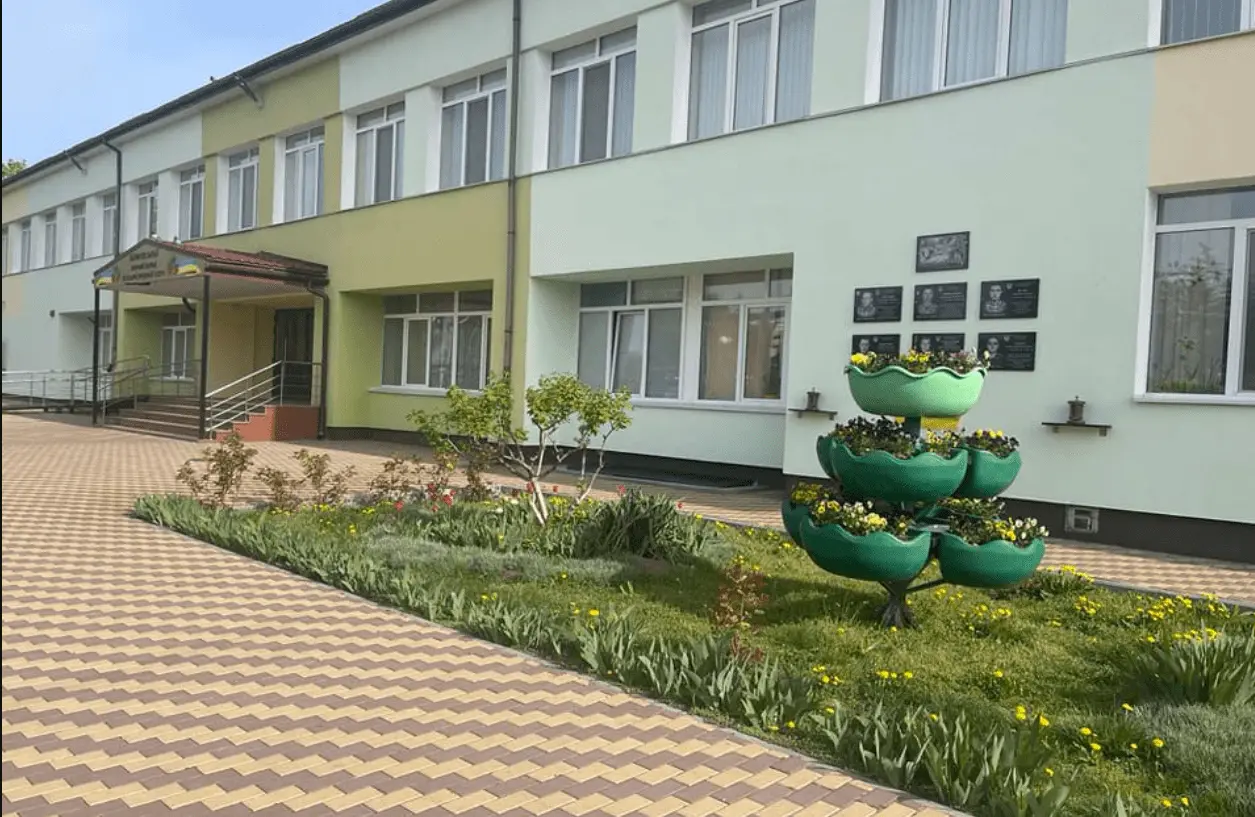 Калинівський ліцей відремонтують за 3,7 млн гривень