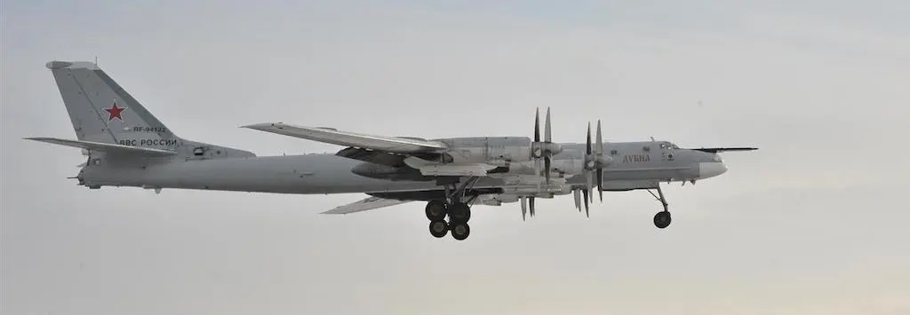 Defense Express: РФ после "Паутины" смогла поднять для атаки только семь бомбардировщиков