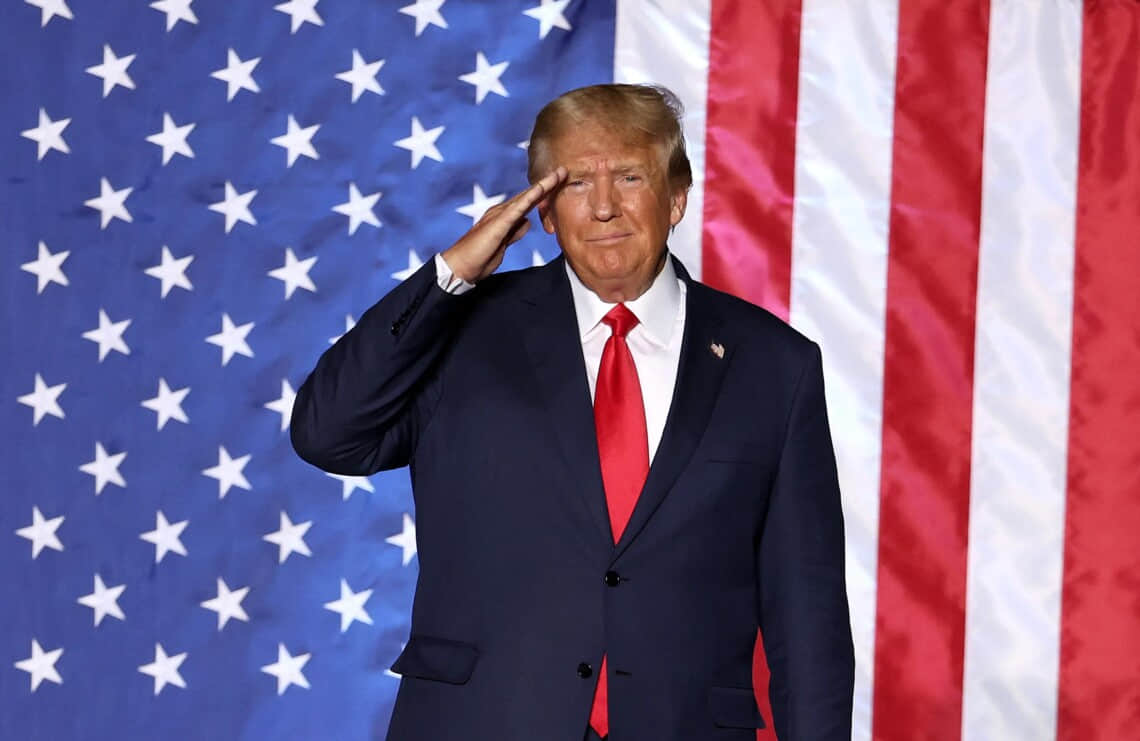 Трамп підтвердив, що на його день народження у Вашингтоні буде "грандіозний" парад