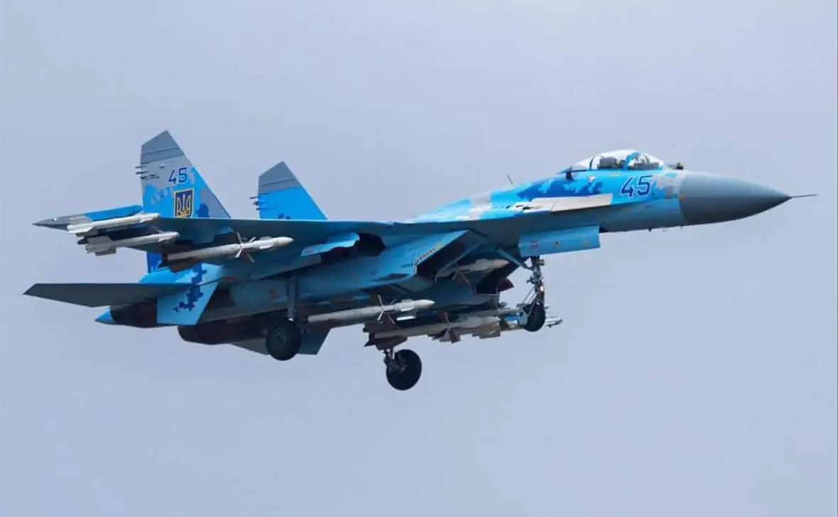 Український Су-27 знищив ЗРК американською ракетою HARM. ВІДЕО