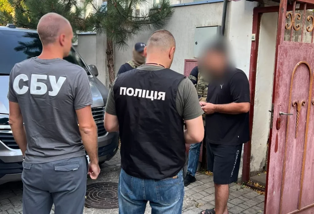 Шахраювали з нерухомістю та кредитами: в Одесі викрито два угруповання