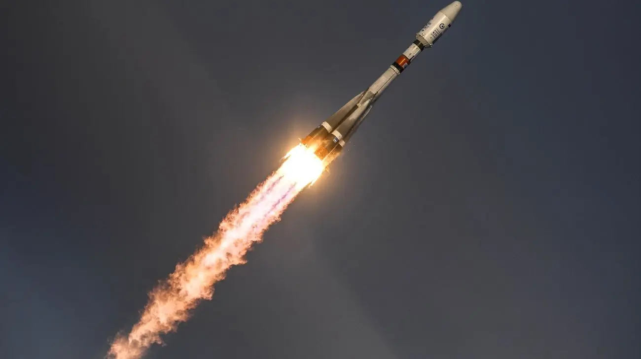 Росія заявила про запуск ракети "Союз-2.1б" з космічними апаратами
