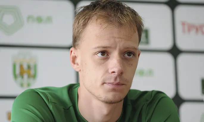 Буковина интересуется экс-хавбеком Карпат