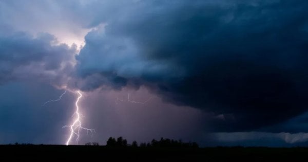 Львівські синоптики оголосили штормове попередження на п’ятницю
