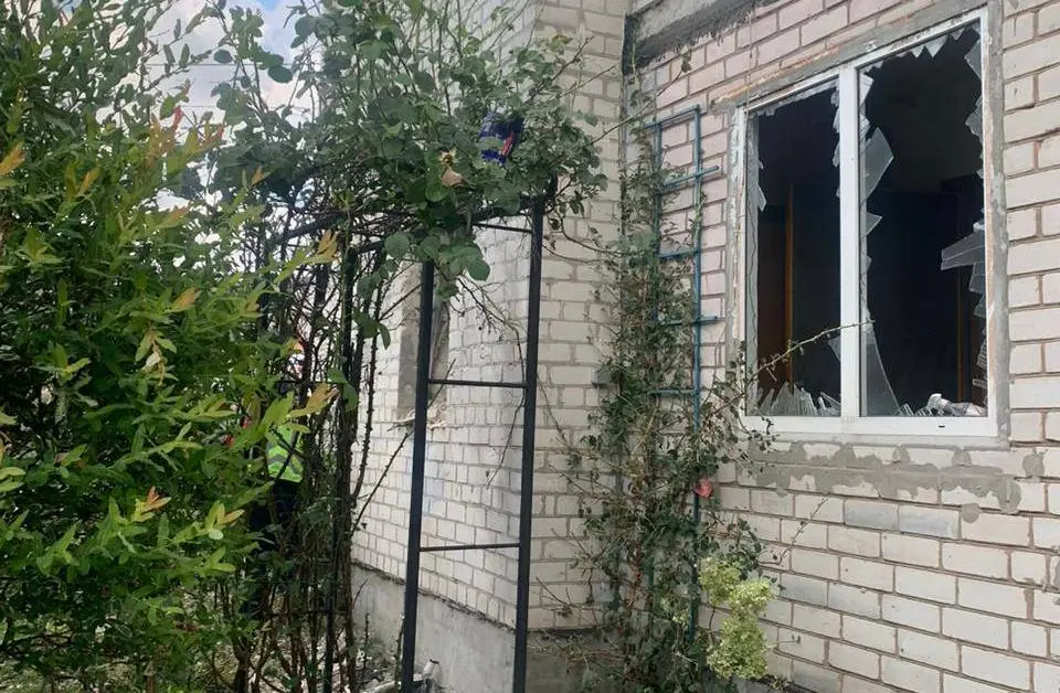 Россия ударила "шахедом" по Чернигову: на предприятии пожар, есть пострадавшие – фото