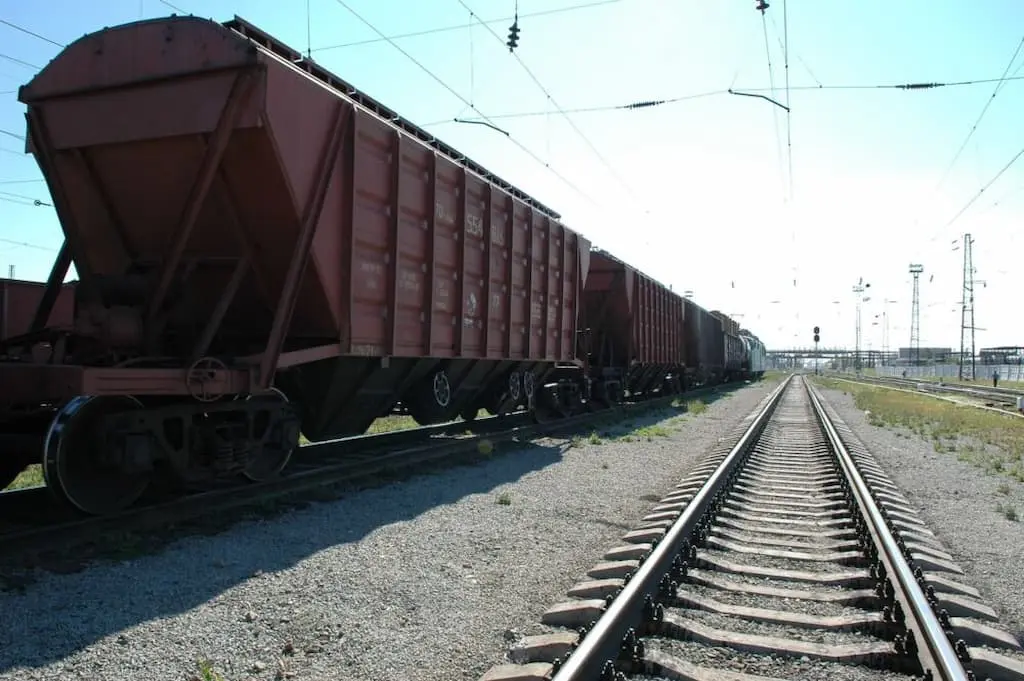 Україна та Молдова відновили залізничне сполучення: перший потяг прибув до Одеської області