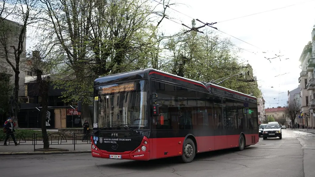 Вартість зросла вдвічі: Європейський банк передумав давати кредит на нову тролейбусну лінію до Калинівського ринку