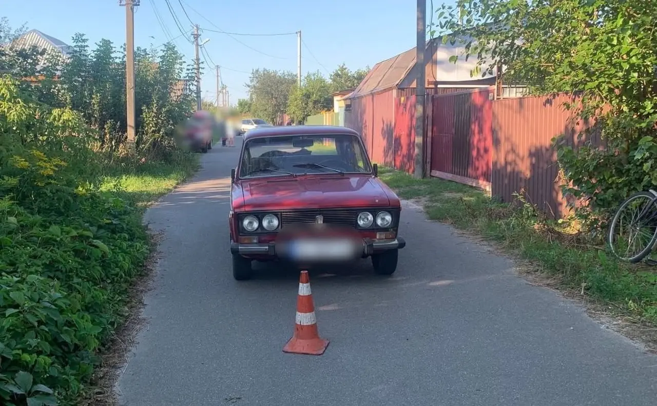 На Київщині п’яний водій збив жінку у кріслі колісному — потерпіла померла