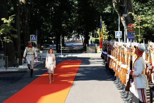 Санду про небезпеку впливу Росії: "Молдова може стати базою гібридної війни проти ЄС"