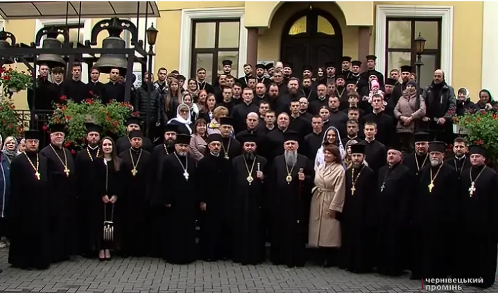 З молитвою за мир: митрополит Епіфаній з першосвятительським візитом на Буковині