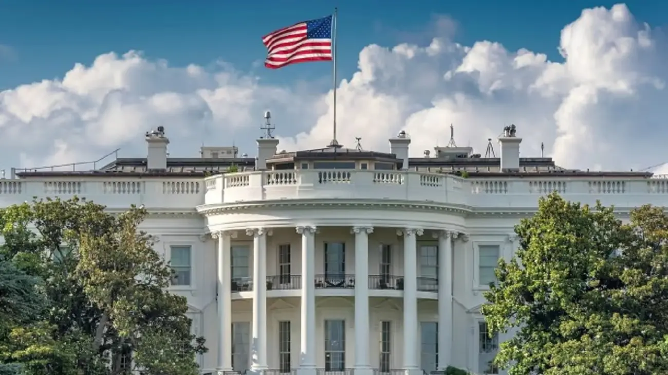 Тристороння зустріч Трампа, Зеленського та Путіна обговорюється в