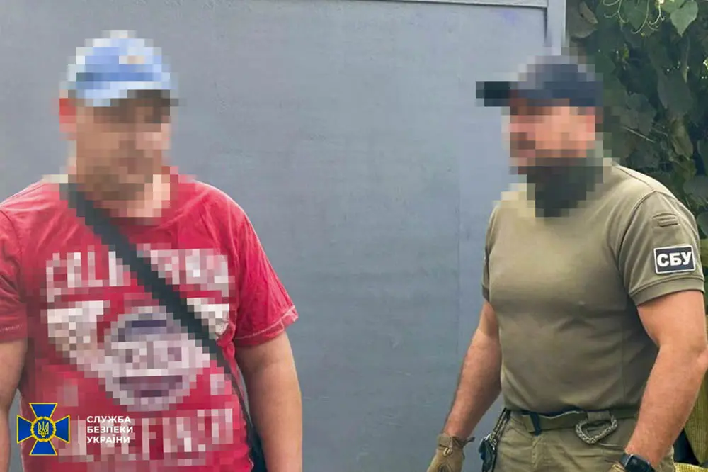 СБУ затримала агента рф на Харківщині: збирав дані про воїнів на Ізюмському напрямку