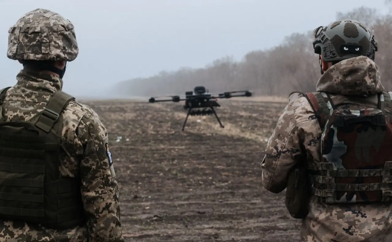 На Харківщині ЗСУ знищили російську бронетехніку разом із піхотою. ВІДЕО