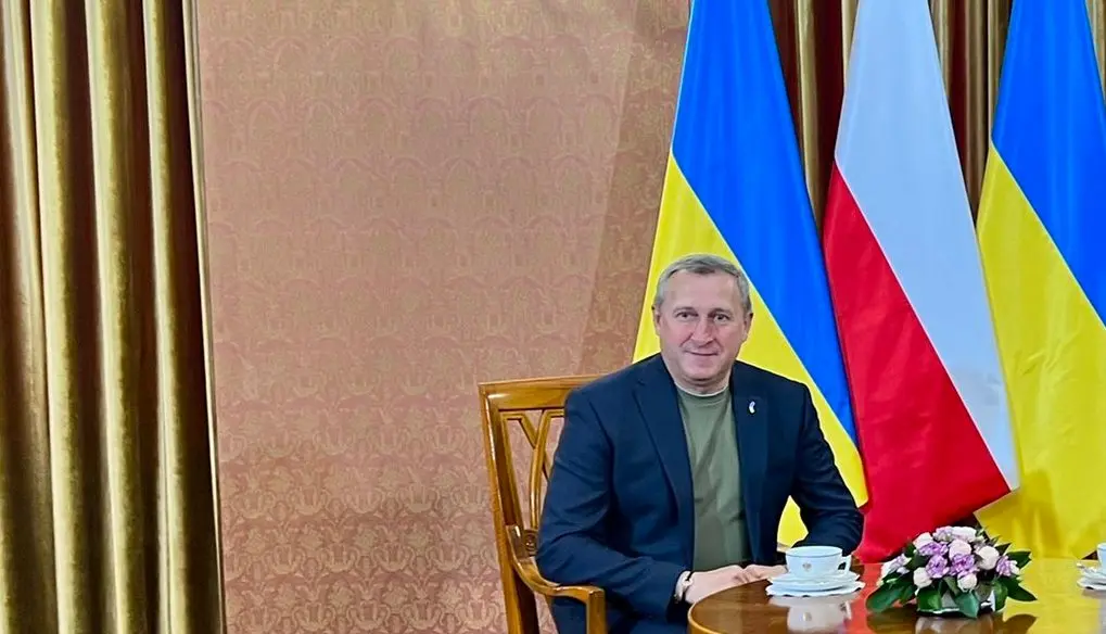 Экс-посол в Польше о сдержанной реакции на дроны: Не хотят сеять панику, нет четкой оценки