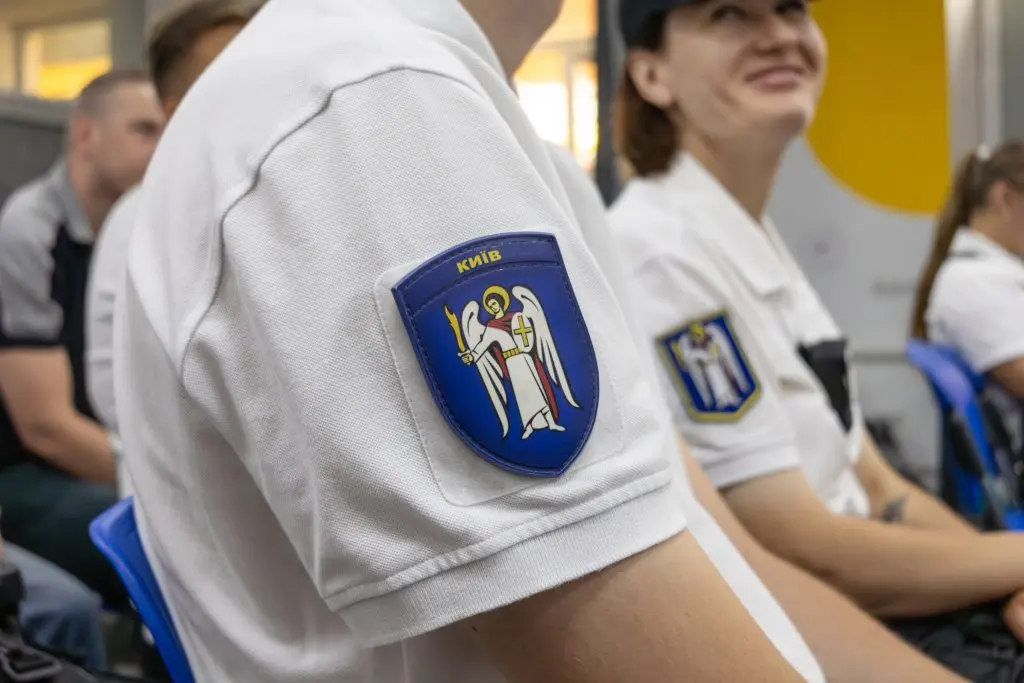 Інспектори з благоустрою в Києві отримають бодікамери, як у поліцейських