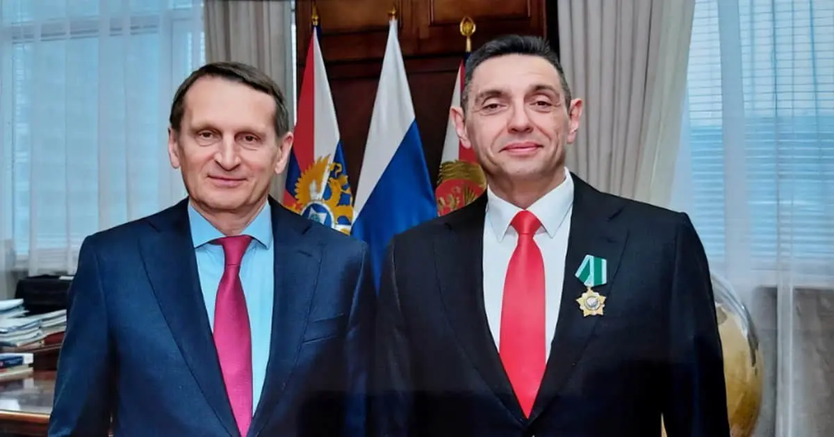 Як Росія допомагає Вучичу зберегти владу у Сербії