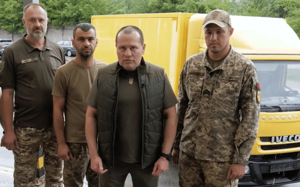 “Українська команда” передала вантажівку бійцям 28-ї бригади – Палатний