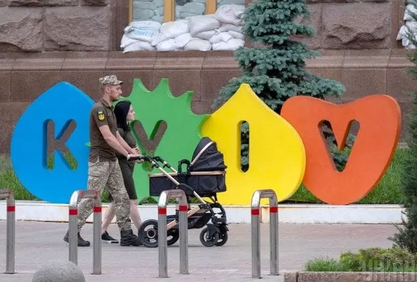 Чи може дружина військового піти у відпустку не за графіком, а коли приїхав чоловік