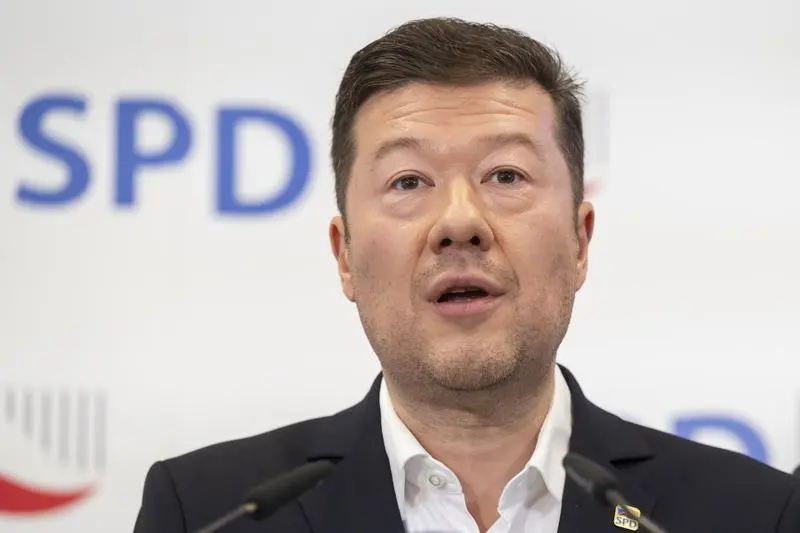 Чеська прокуратура звинуватила партію SPD у розпалюванні ненависті