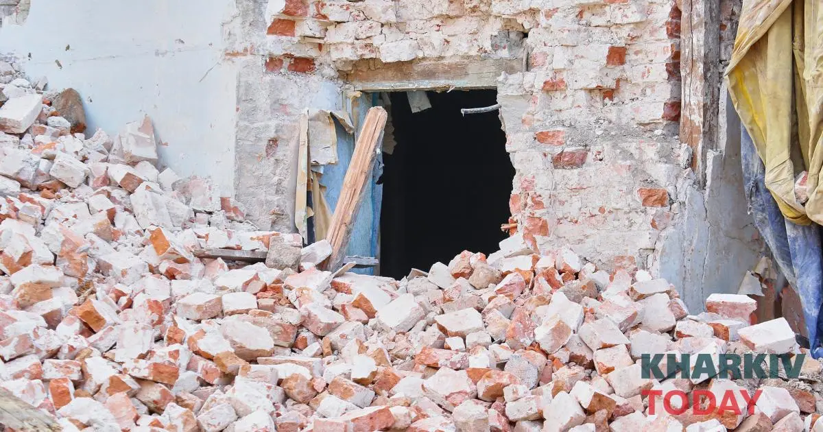 Харків'ян кличуть допомагати відновити будівлю, яку пошкодили росіяни