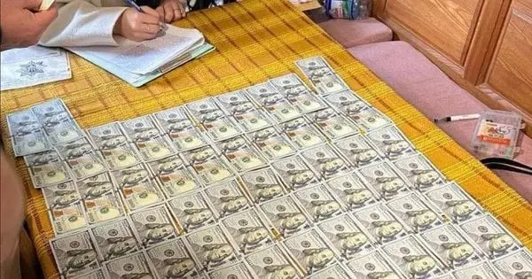 На Закарпатті викрили схему продажу ввезених для ЗСУ автомобілів