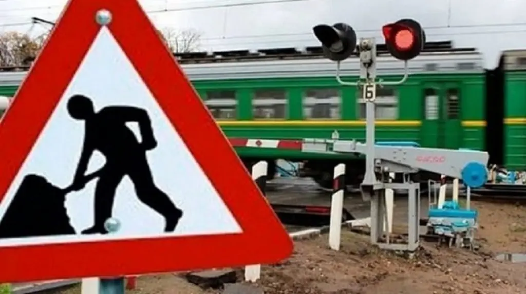 До уваги водіїв: в Одеській області на ремонт закриють залізничний переїзд