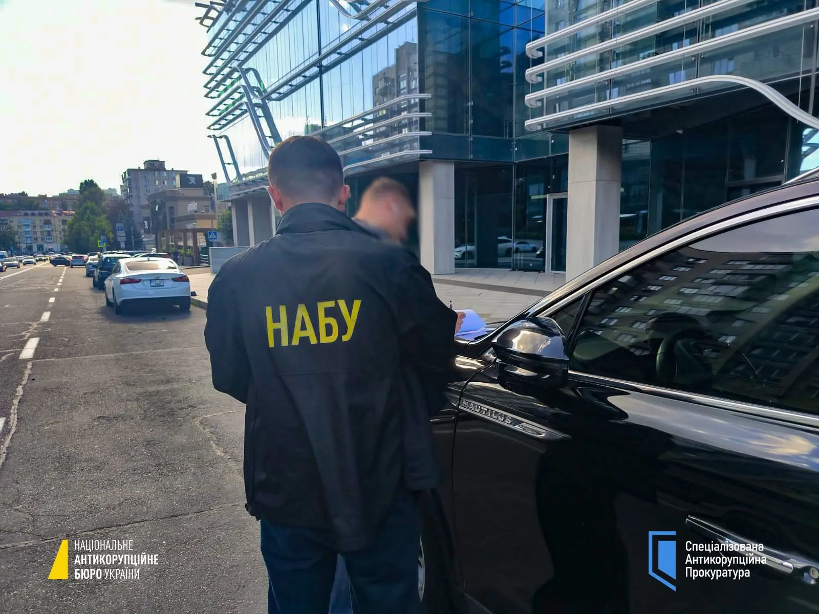 Kyiv Official Suspected of Extortion in Military Housing Project