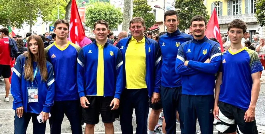 Вінницькі веслувальники представляють Україну на чемпіонаті світу у Франції