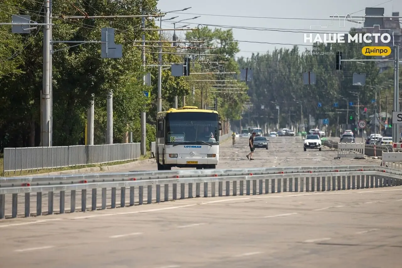Як курсує громадський транспорт у Дніпрі 23 липня