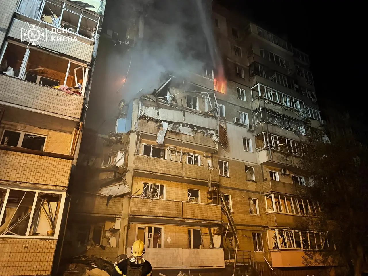 Россия массированно атаковала Киев, Кривой Рог и Кременчуг. Погиб годовалый ребенок, есть попадания