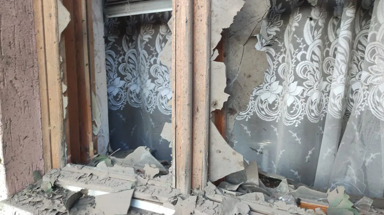 Russian Strikes Hit Dnipropetrovsk Region, Injuring Several
