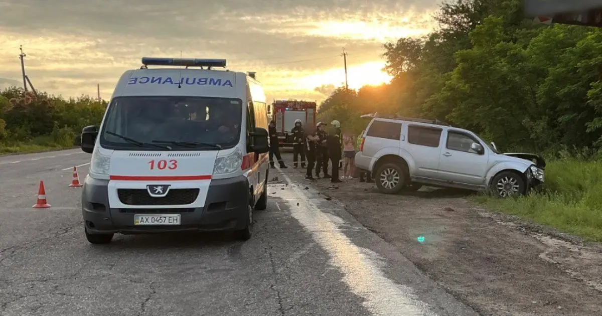 П'яний водій на позашляховику скоїв ДТП у Харківському районі: постраждав малюк