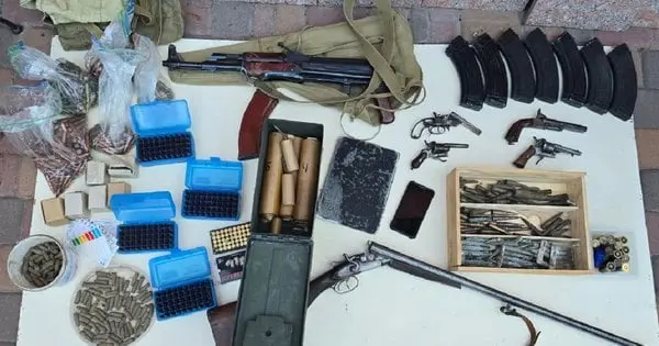 Поліцейські Львівщини затримали торговця зброєю та боєприпасами