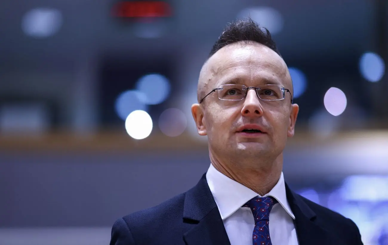 Угорщина призупиняє продажі електроенергії Україні через напад