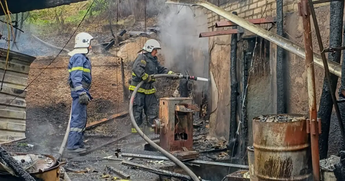 На Вінниччині чоловік врятував з пожежі 80-річну родичку