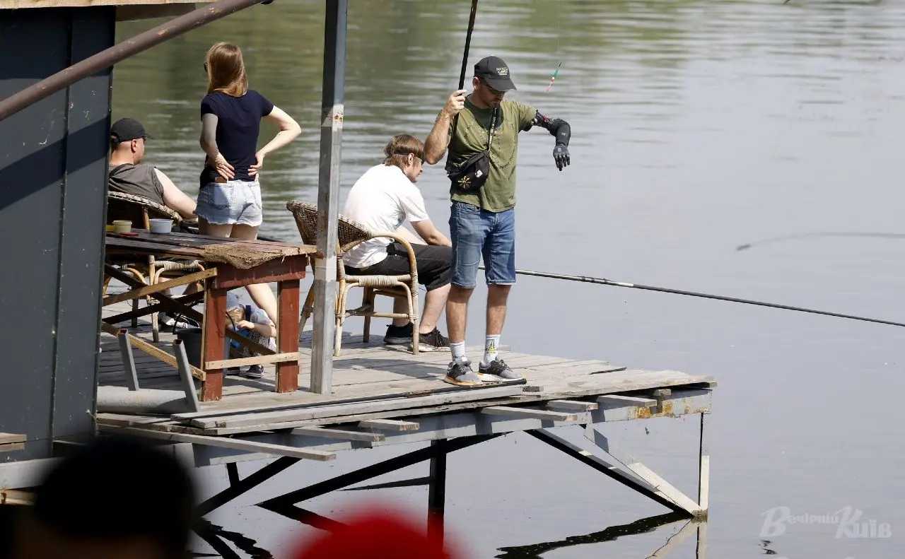 У Гідропарку для військових та їх родин провели Blindly Fishing Veteran Fest