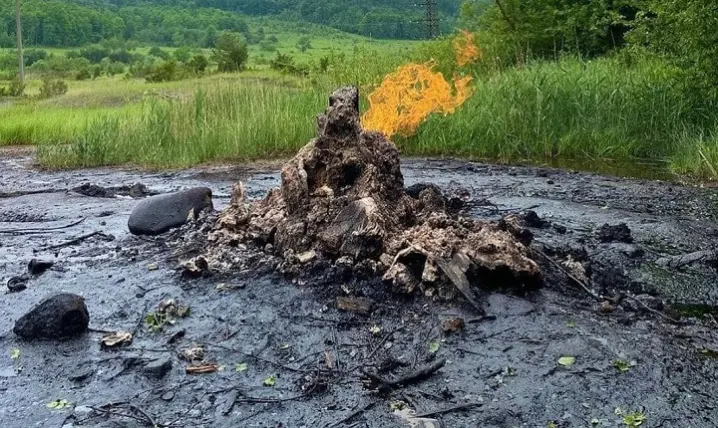У сусідній області з Буковиною є діючий вулкан, про який майже ніхто не знає