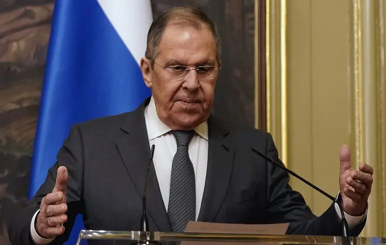 Росія хоче забезпечувати гарантії безпеки Україні разом Китаєм, США, Британією і  Францією – Лавров