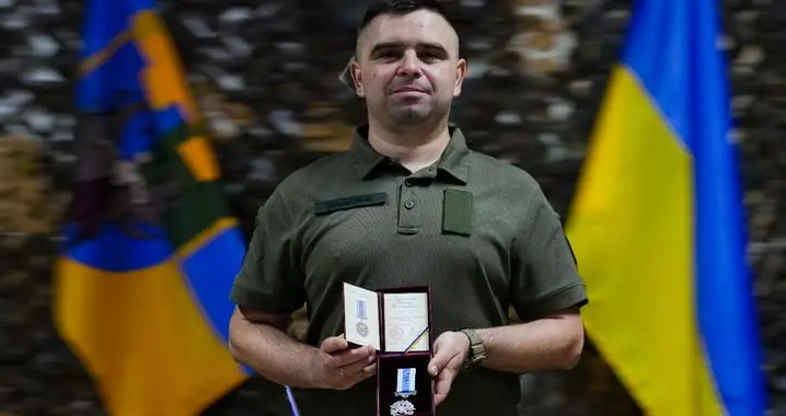 Журналіста з Чернівців, який служить в ЗСУ, нагородили відзнакою Президента "За військову службу Україні"