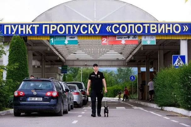 На одному з пунктів пропуску на кордоні будуть обмеження: що сталося