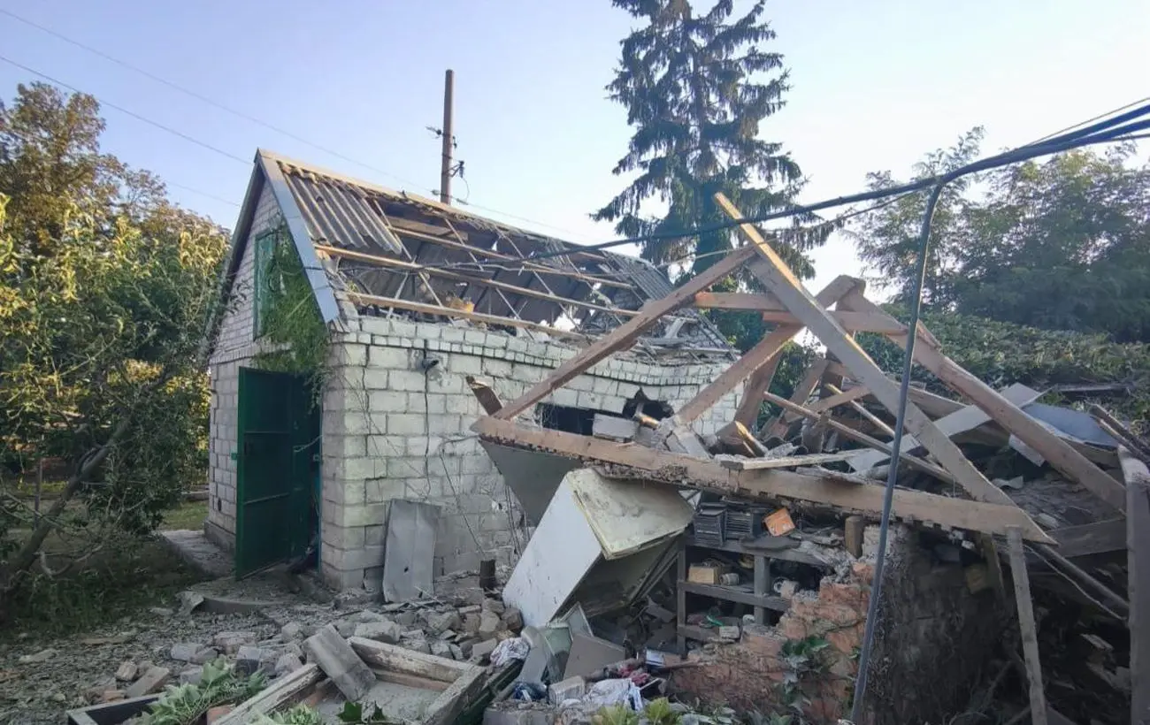 РФ вдарила дронами по Дніпру: в місті спалахнули пожежі та є постраждалі