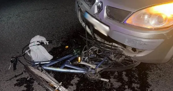 На Львівщині 38-річна водійка автомобіля Renault Megane на смерть збила велосипедиста