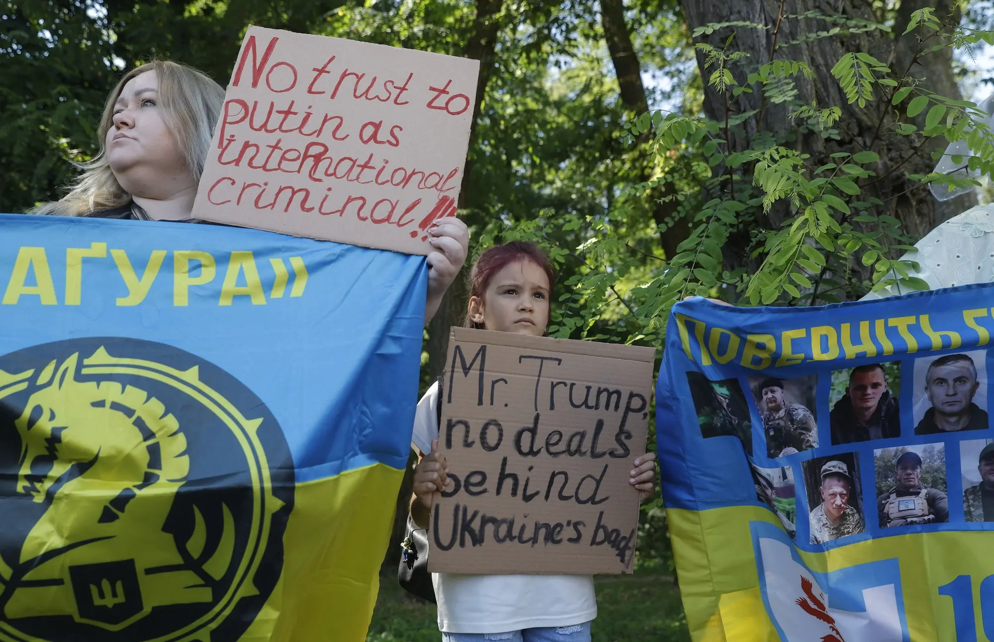 Трамп вылетел на Аляску, Путина планируют встречать с почестями – LIVE