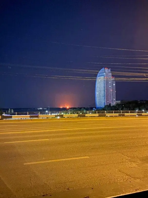 Атака дронів у Волгограді: наслідки та закриття аеропорту