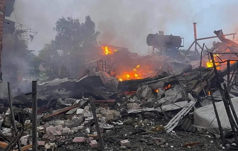 Через повітряний удар в Хмельницькій області загинули люди: в ОВА розповіли про наслідки російського нальоту