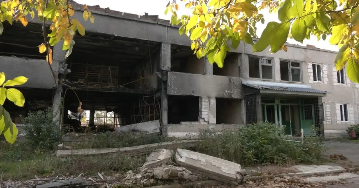 У Харківській області розміновують територію інституту