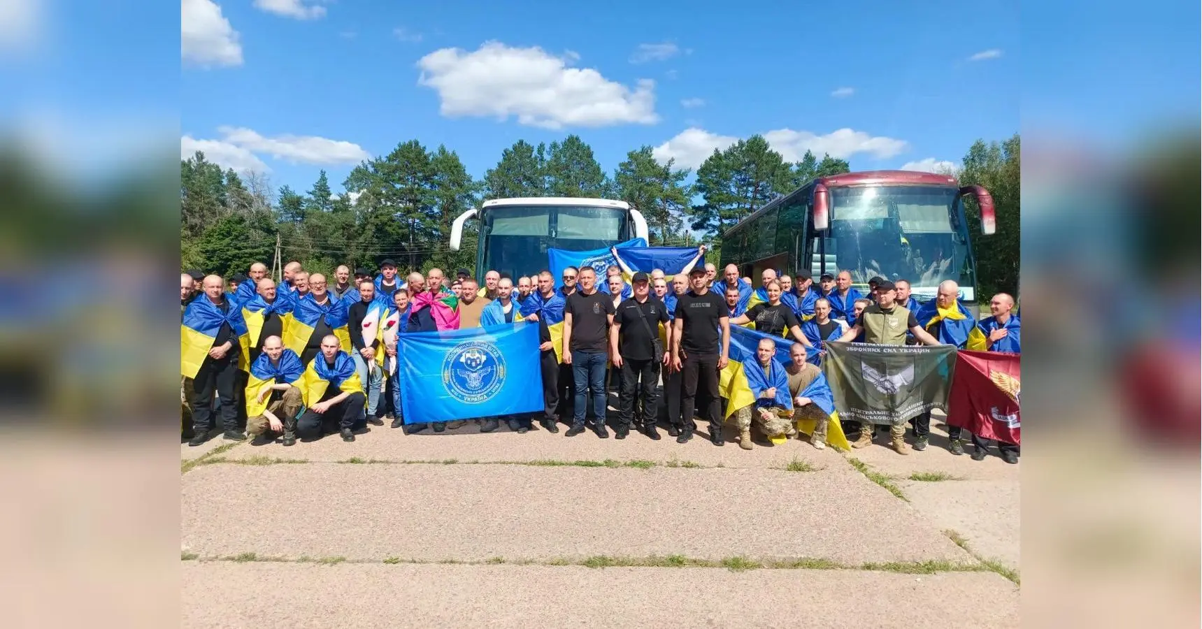 Понад десять років у неволі: Україна повернула ще 84 бранців (фото, відео)