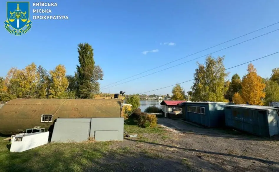 У Києві судитимуть жінку за самовільне будівництво на території природного заказника