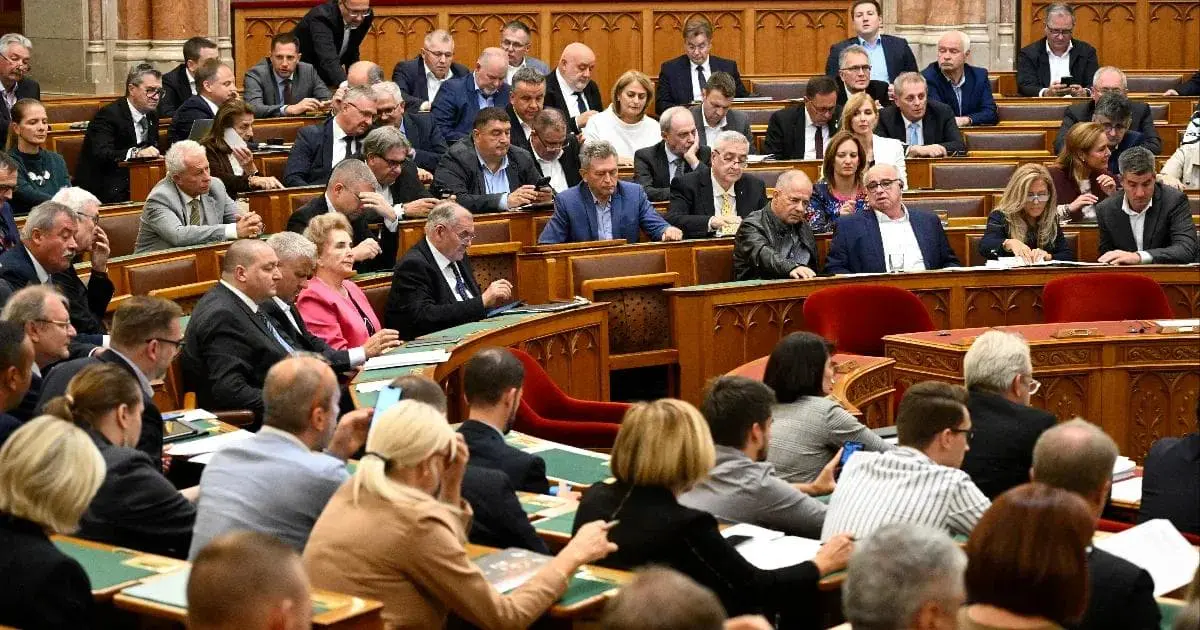 Парламент Угорщини продовжить надзвичайний стан через війну в Україні