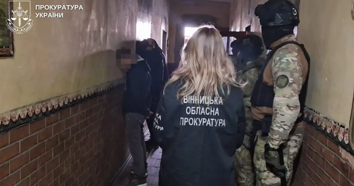 На Вінниччині трьох осіб підозрюють в організації каналу постачання наркотиків до колонії